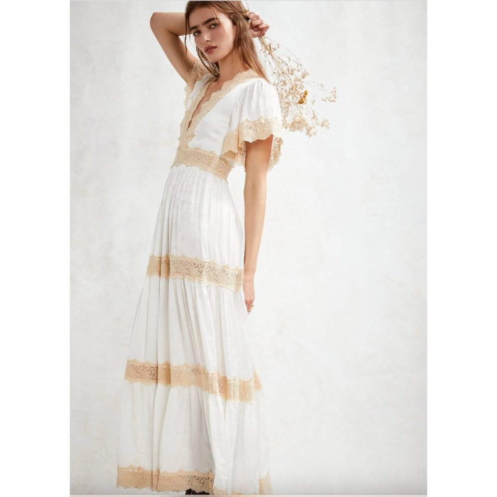 Spell & The Gypsy Collective Tiered Lace Ocean Gown in Ivory Sz XS